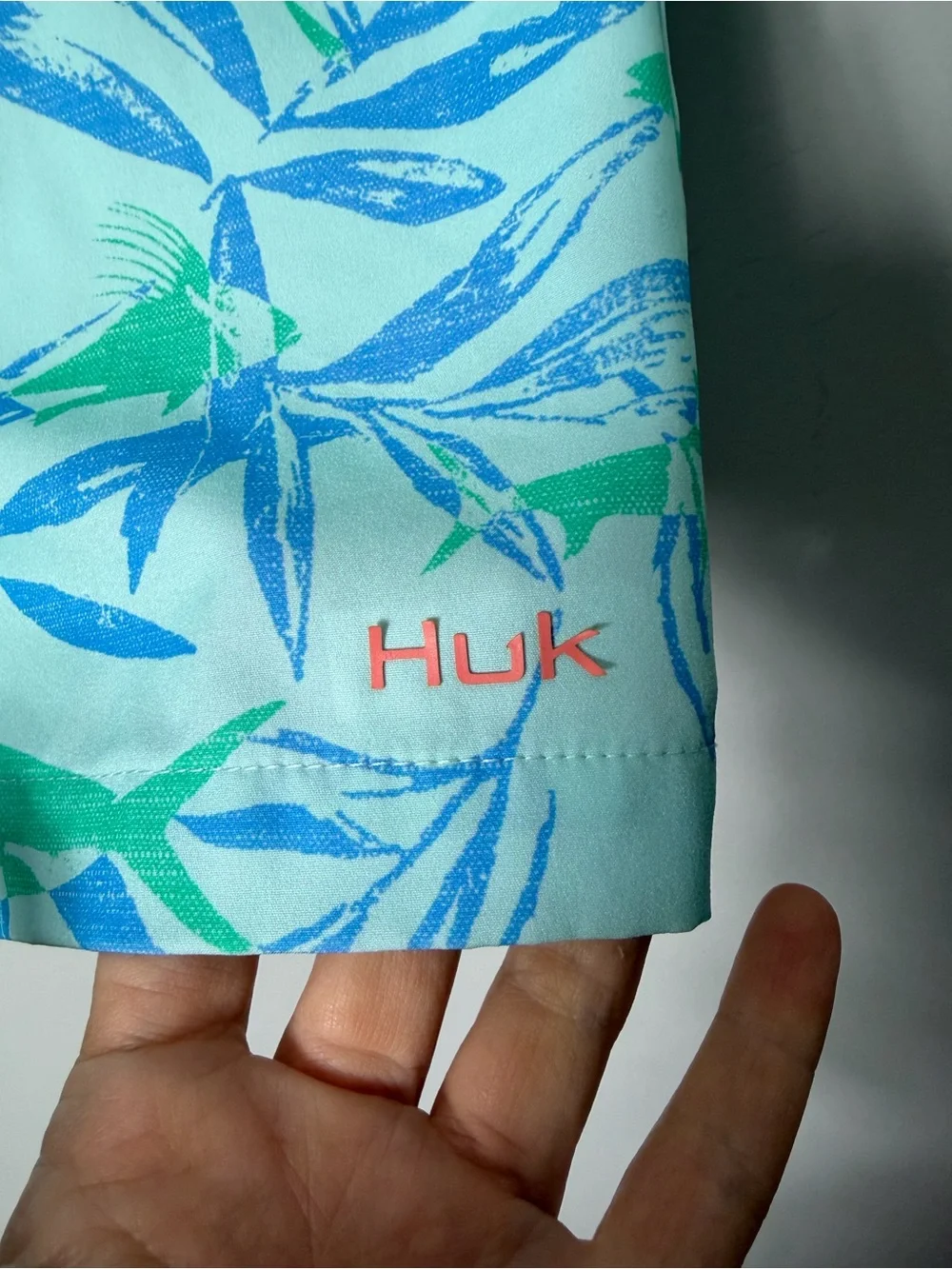 Huk pursuit volley